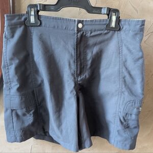 Women's Athletic Cargo Shorts — Charcoal Gray